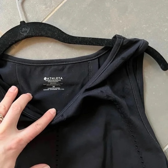 Athleta Foot Hill Tank top- Black- size medium - Picture 6 of 6